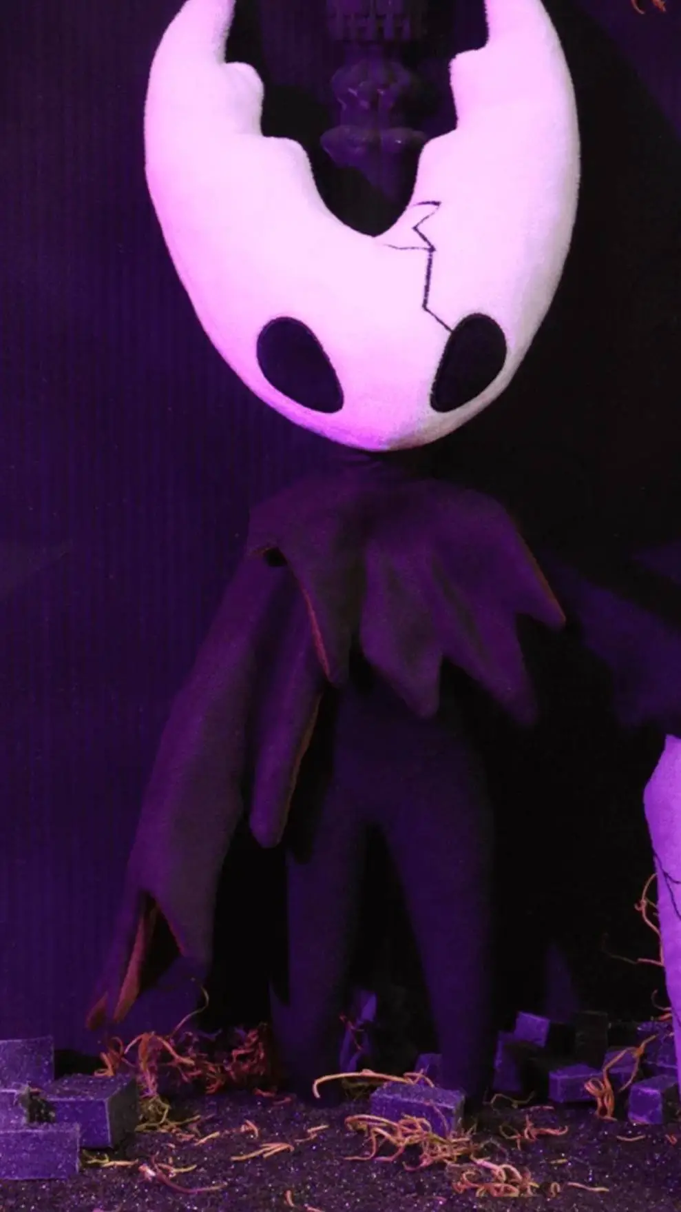 ai character: hollow Knight background