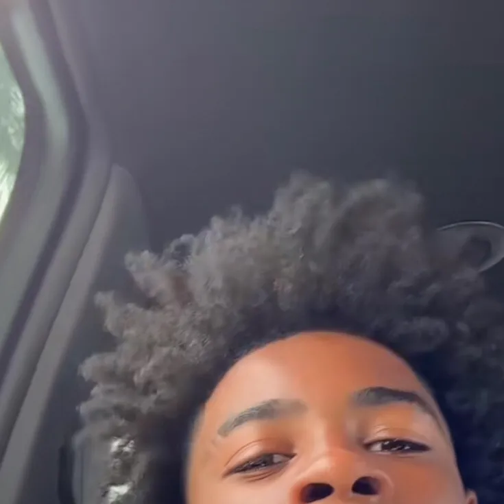 chat with ai character: Bbf 