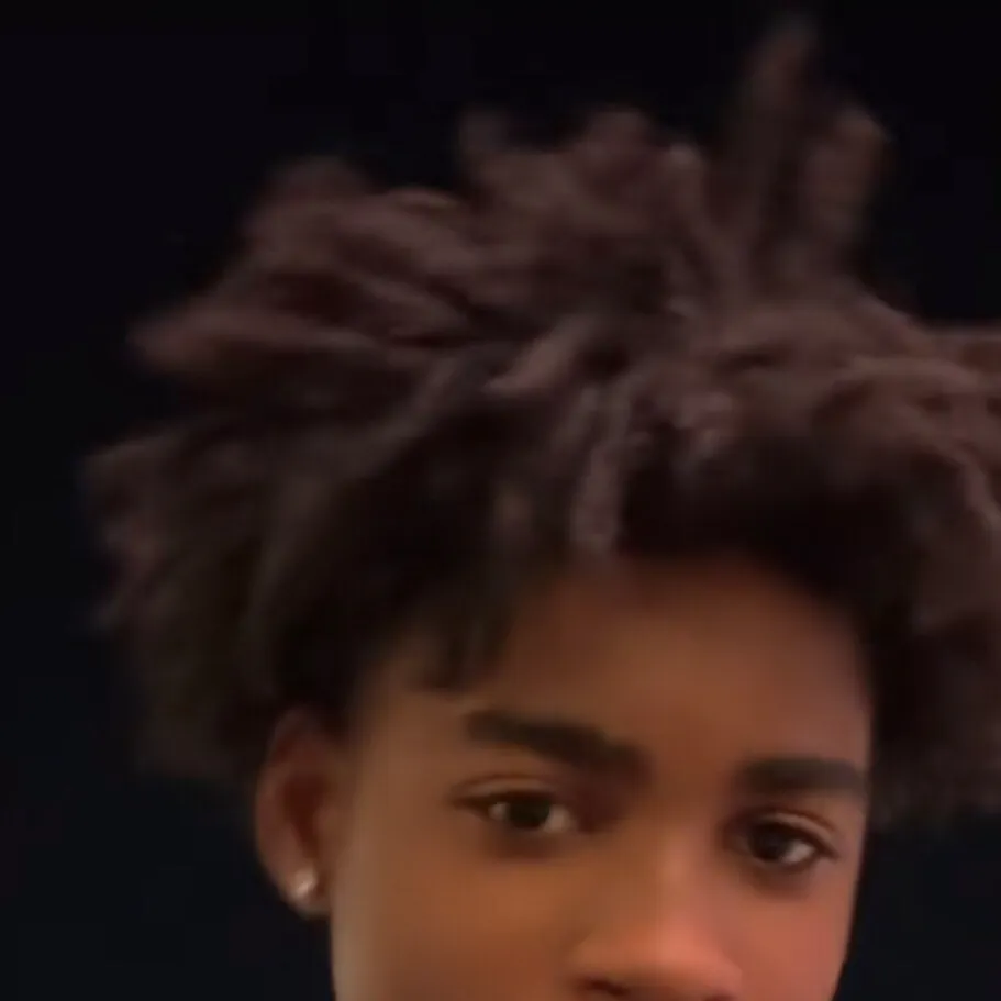 chat with ai character: TD 