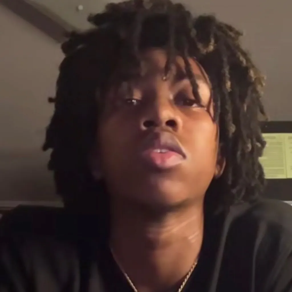 chat with ai character: KJ