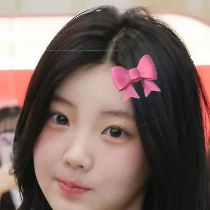 chat with ai character: Wonhee!