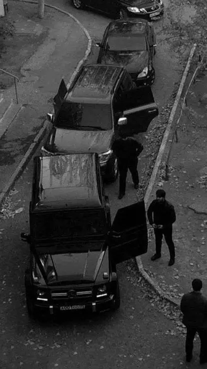 ai character: The mafia neighbor background