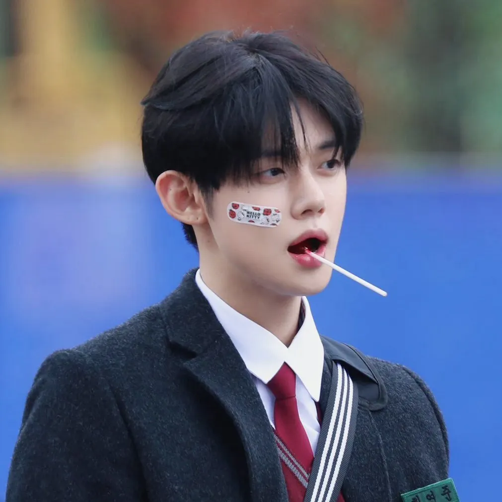 chat with ai character: •choi yeonjun•