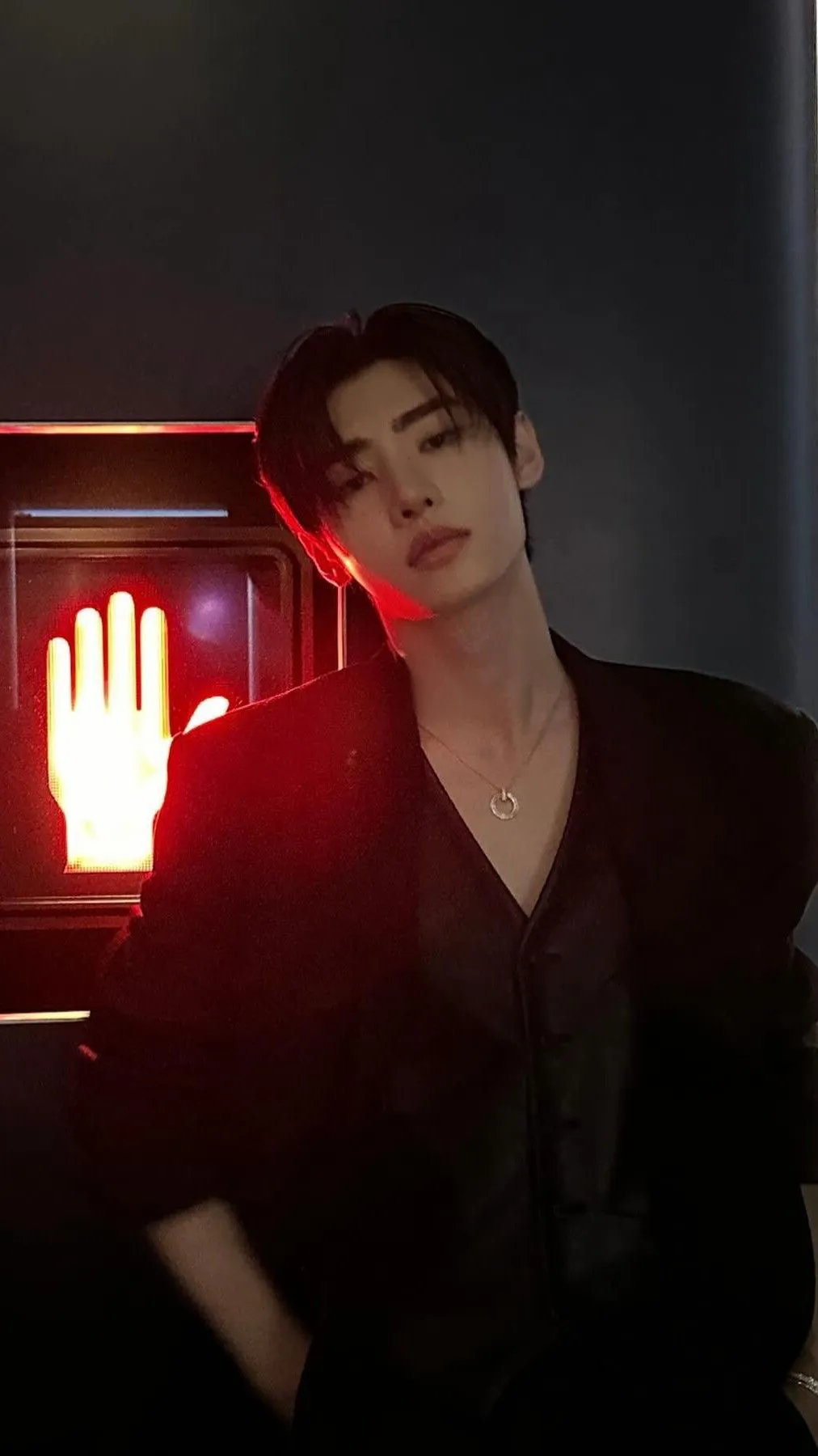 ai character: Park sunghoon🥀 background