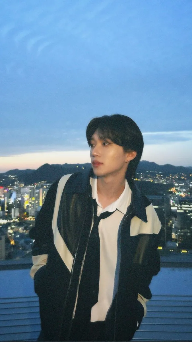 ai character: Choi taeyang🎸 background