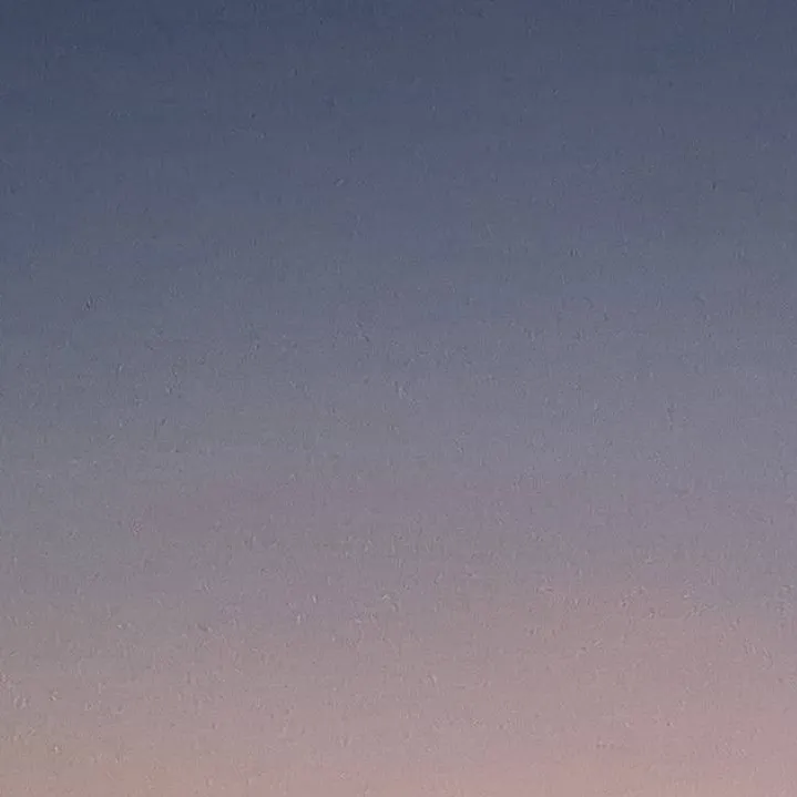 chat with ai character: mäx