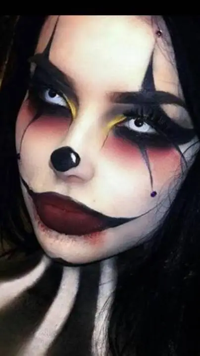 ai character: tu pesadilla background