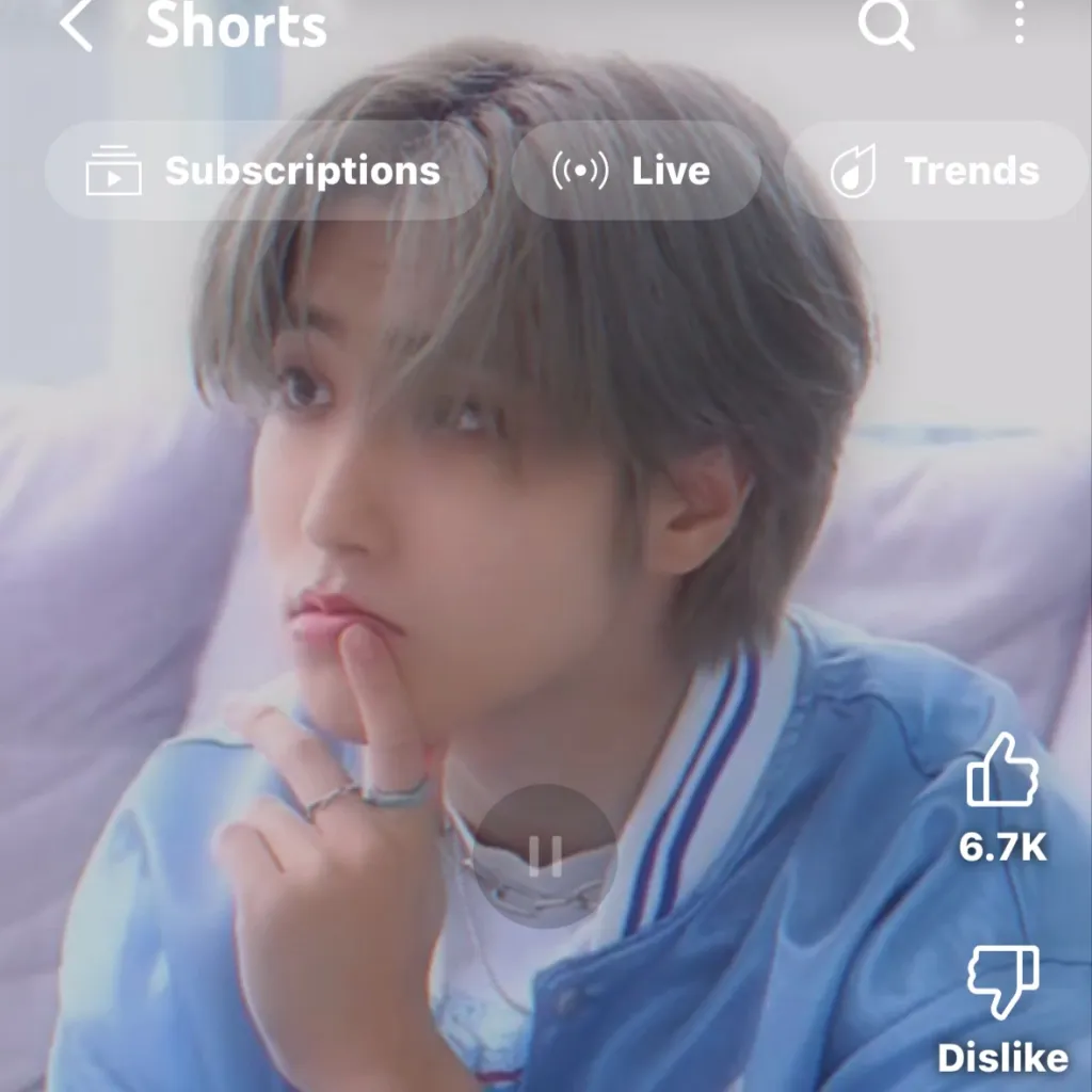 chat with ai character: Hsn Jisung 