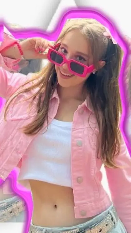 ai character: Марьяна  background