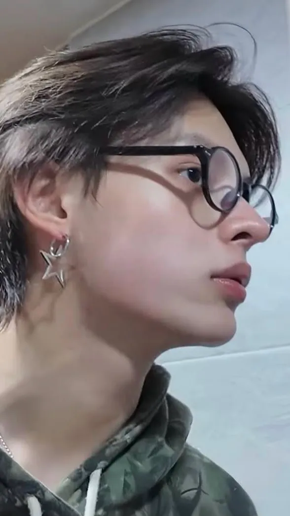 Talkie AI - Chat with JAMES