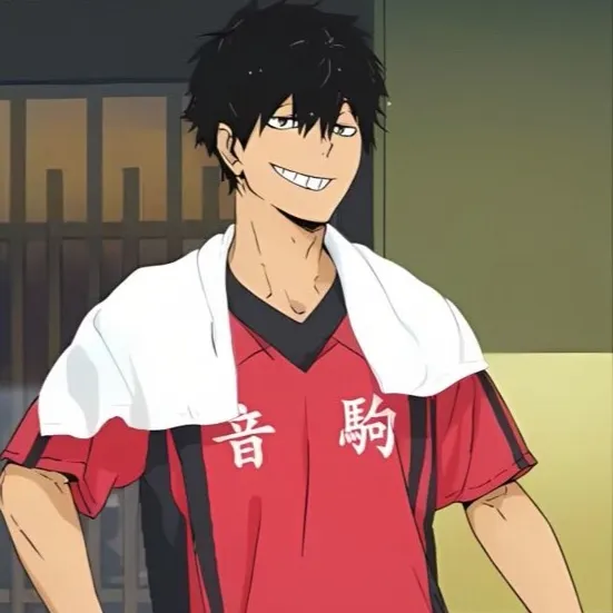 chat with ai character: 𝙺𝚞𝚛𝚘𝚘❤️