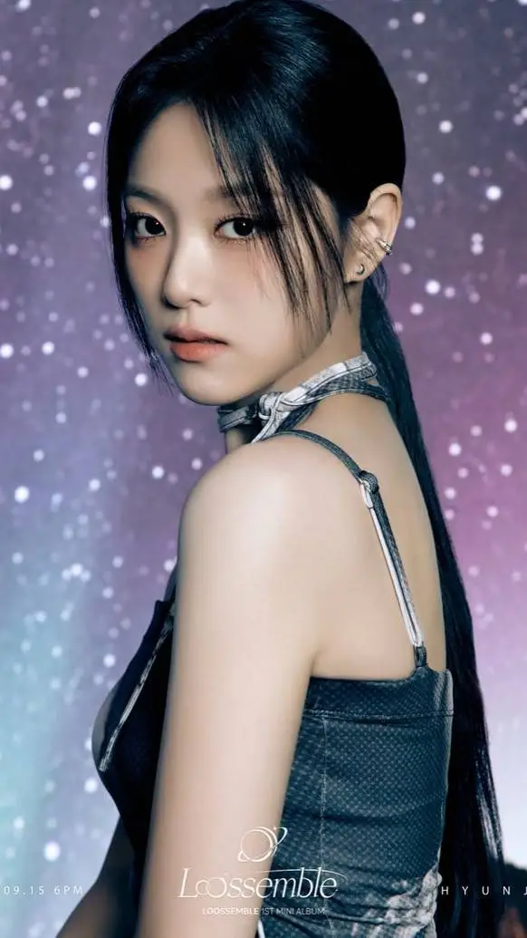 ai character: LOOSSEMBLE background