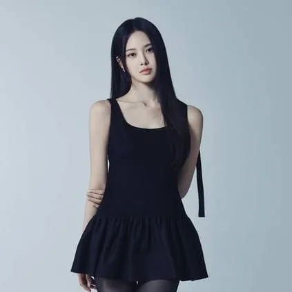 chat with ai character: Jeemin