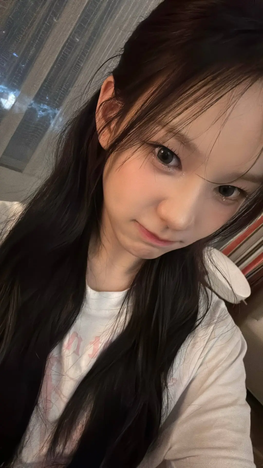 ai character: Sarang background