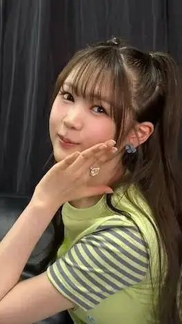 ai character: Kpop GC background