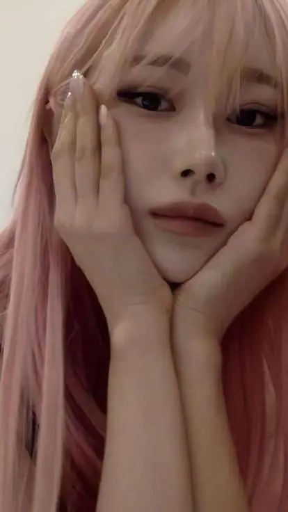Talkie AI - Chat with Giselle