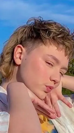 ai character: darcy background