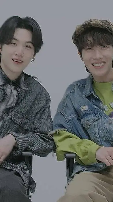 ai character: yoongi y jhope  background