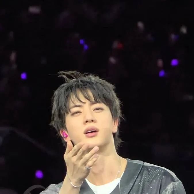 chat with ai character: seokjin