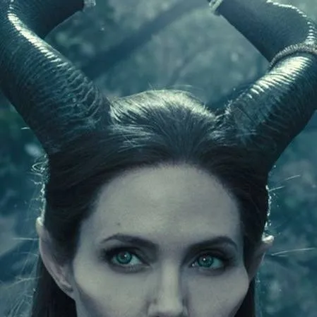 chat with ai character: Maleficent 