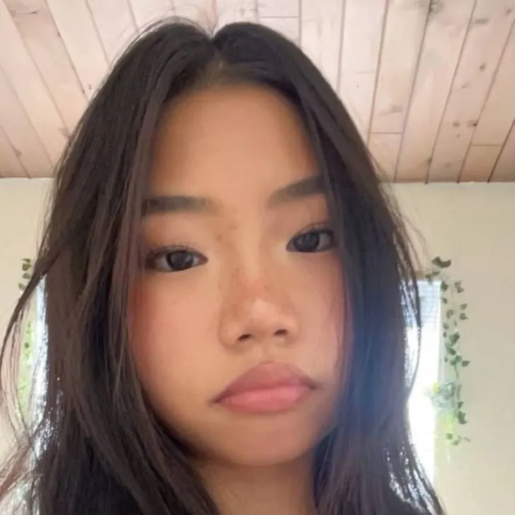 chat with ai character: Julia 