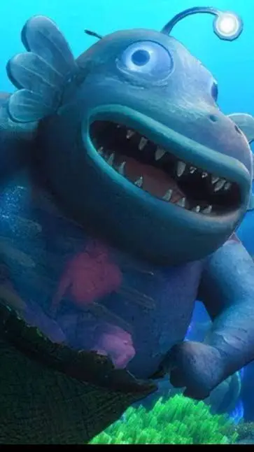 ai character: Luca's uncle background