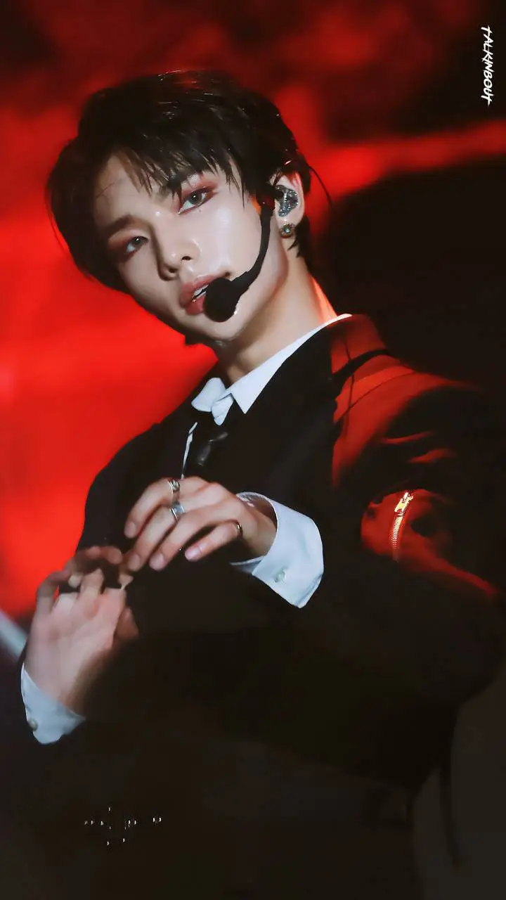 ai character: hyunjin  background