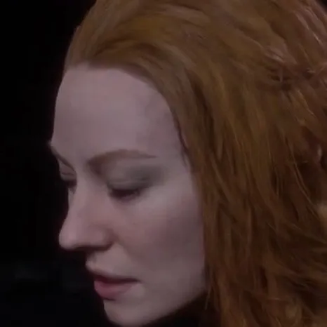 chat with ai character: Faye