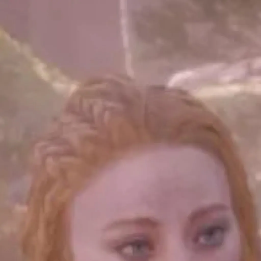 chat with ai character: Faye