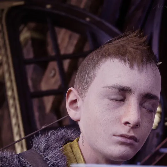 chat with ai character: Atreus 