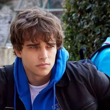 chat with ai character: james hunter 