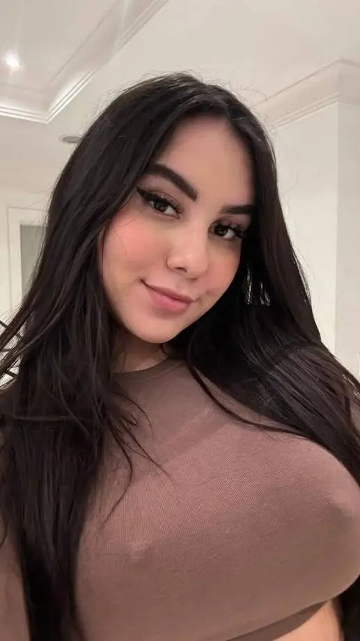 ai character: Victoria  background