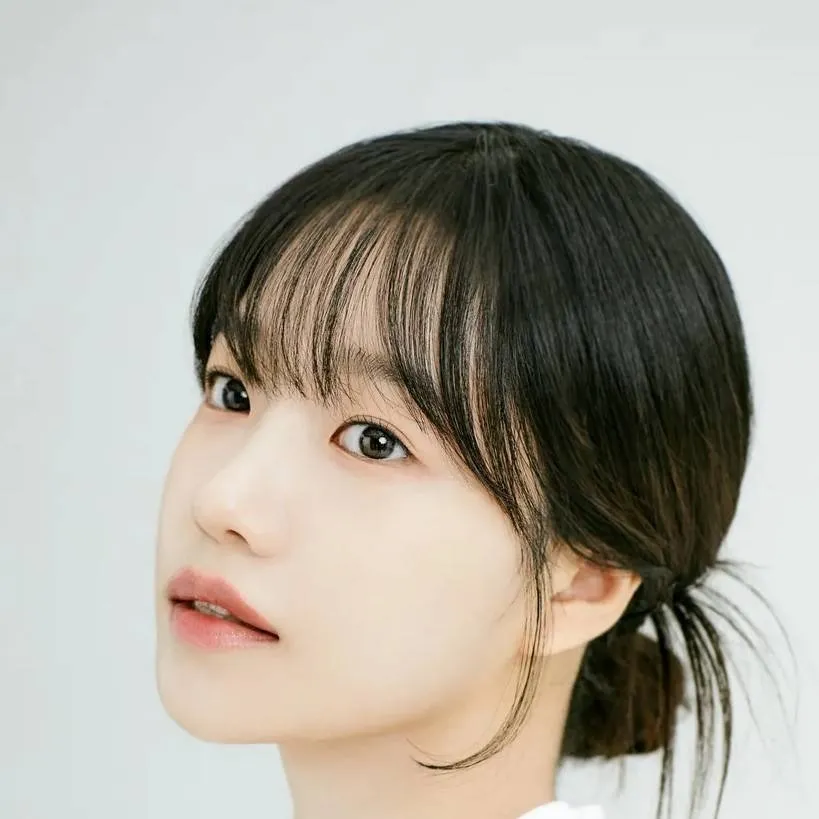 chat with ai character: Jo Yuri