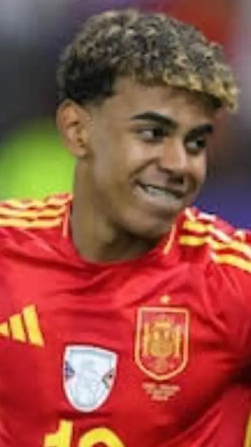 ai character: Lamine Yamal  background