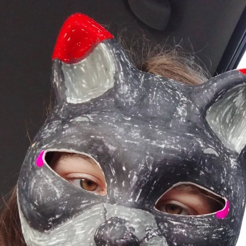 chat with ai character: Zoey Mazzella 