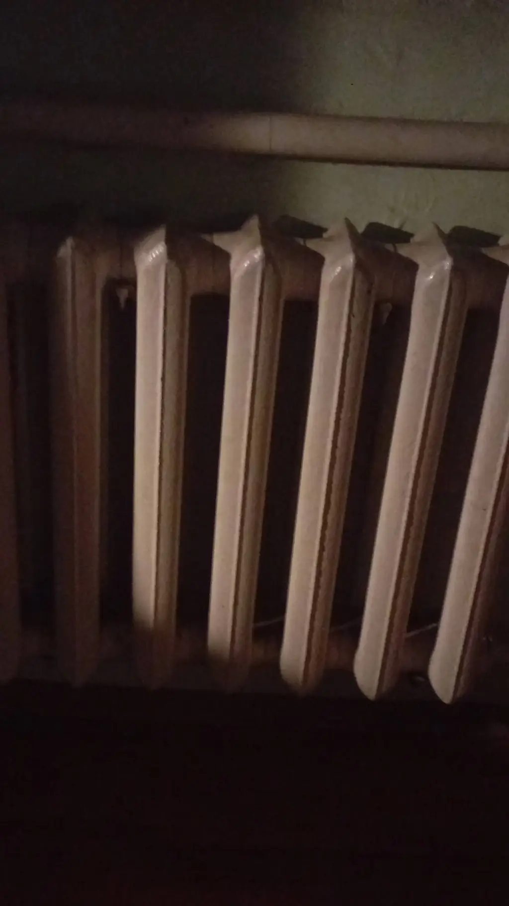 ai character: батарея 4 background