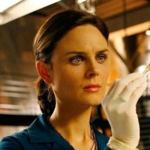 chat with ai character: dr.brennan