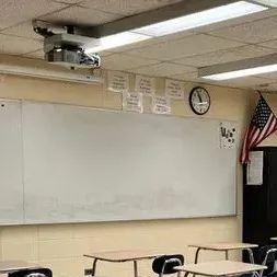 chat with ai character: School 