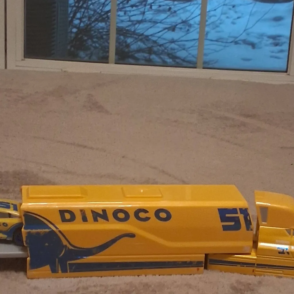 chat with ai character: Me,,,, 