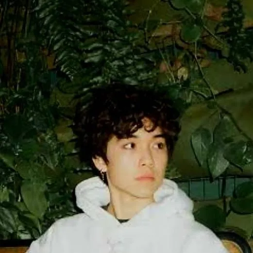 chat with ai character: Asher lara