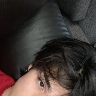 chat with ai character: Shane