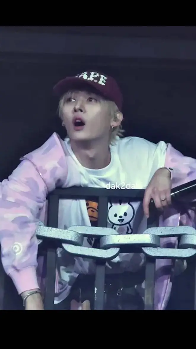 ai character: Lee konw background