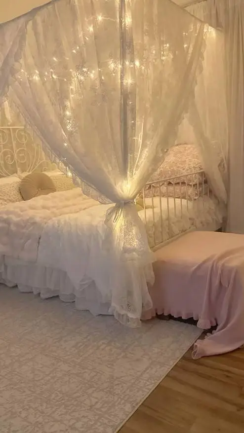 ai character: 🌛Sleepover🌜 background