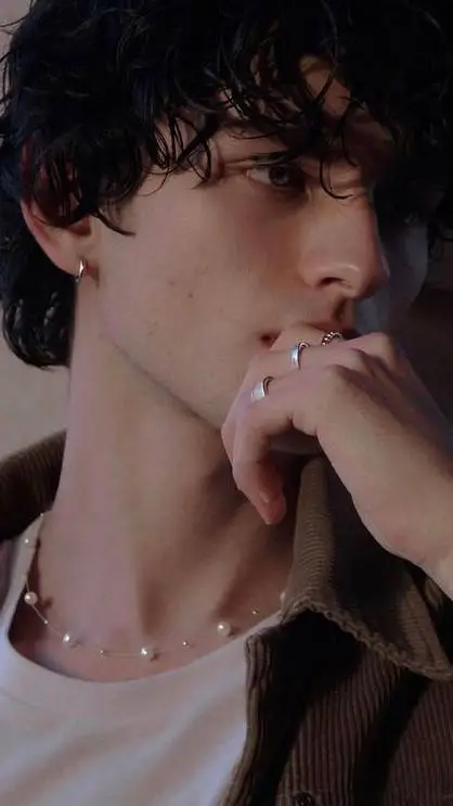 ai character: Max background