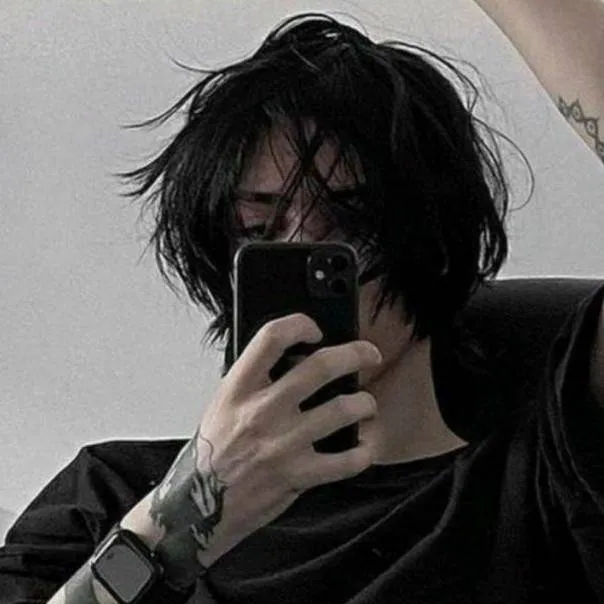 chat with ai character: Noah 