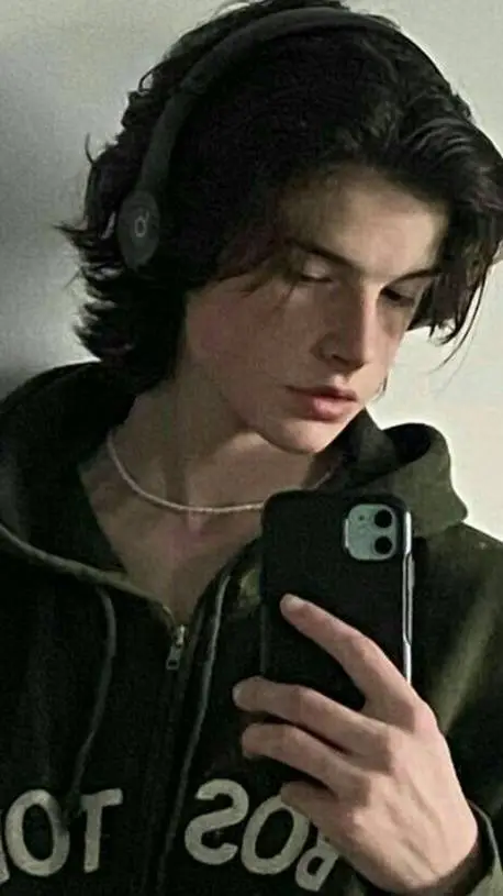 ai character: Kaleb  background