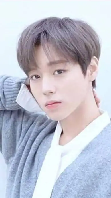 ai character: Park Jihoon  background