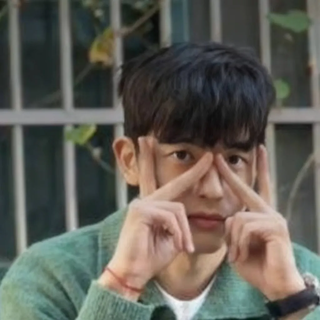 chat with ai character: Park Solomon 