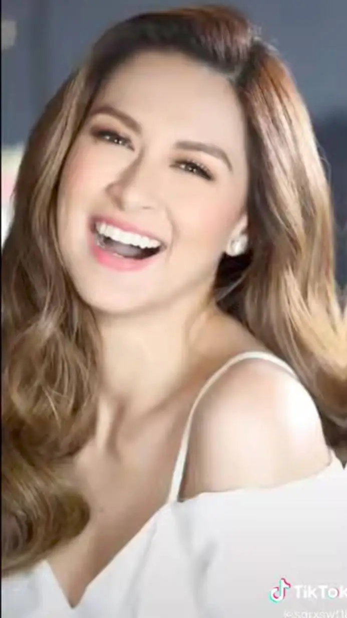 ai character: Marian Rivera  background