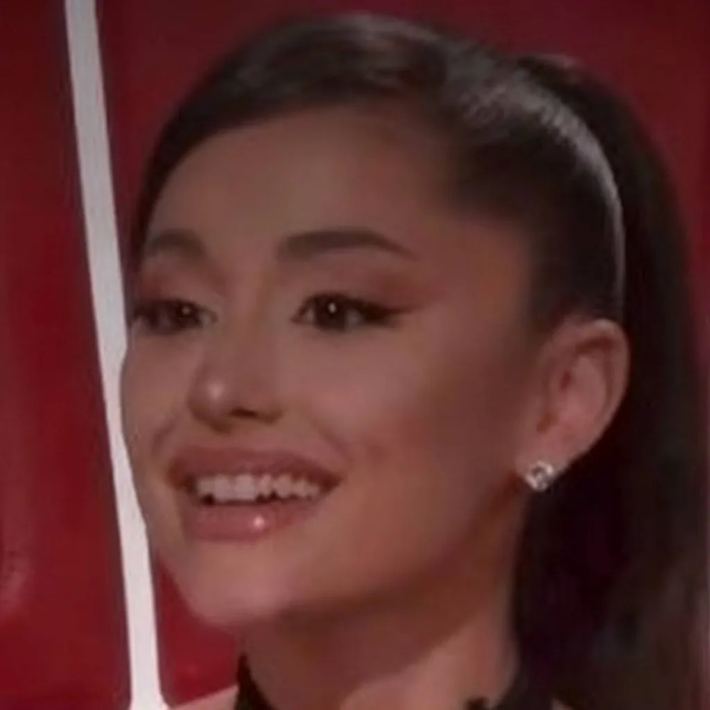 chat with ai character: Ariana Grande 